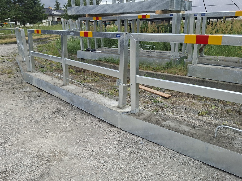 Raskassuoja teräskuori